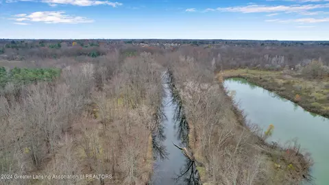 View/Area - 11760 S Us 27, Dewitt, MI 48820 photo 1 of 10