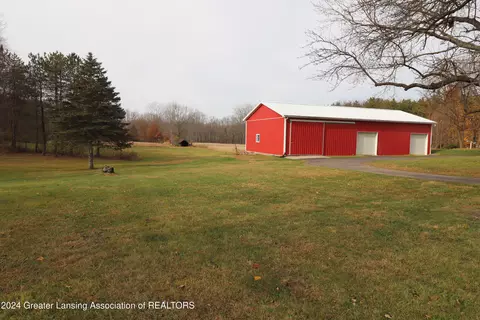 Exterior - 11760 S Us 27, Dewitt, MI 48820 photo 3 of 11