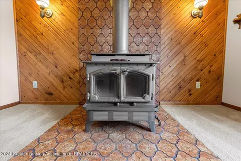 Undisclosed, Dimondale, MI 48821 photo 4