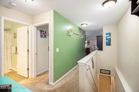 Entry Way - 1283 Evans St, Mason, MI 48854 photo 2 of 2