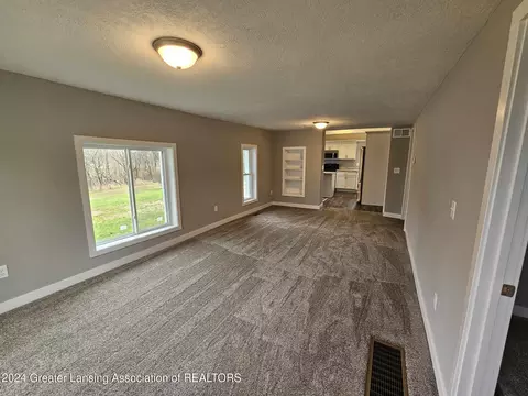 4641 Hogsback Rd, Eaton Rapids, MI 48827 photo 6