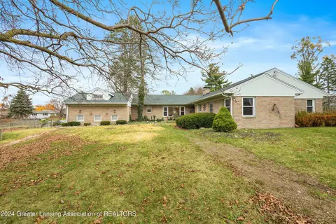 Exterior - 4327 Gladys Dr, Lansing, MI 48917 photo 5 of 15