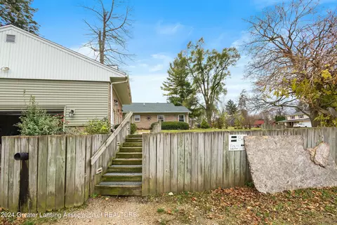 Exterior - 4327 Gladys Dr, Lansing, MI 48917 photo 6 of 15
