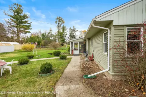 Exterior - 4327 Gladys Dr, Lansing, MI 48917 photo 9 of 15