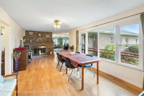 Dining - 4327 Gladys Dr, Lansing, MI 48917 photo 2 of 2