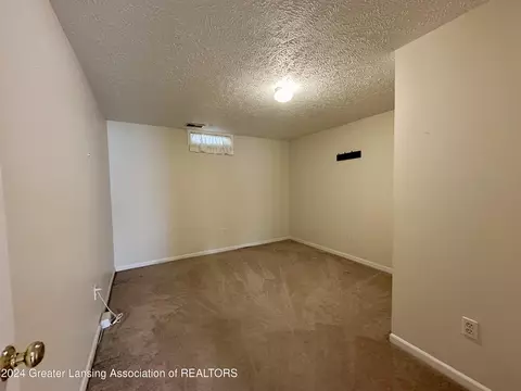 1132 Riverview Ct #3, Williamston, MI 48895 photo 29