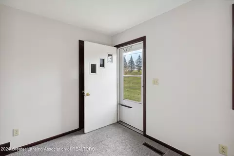 Entry Way - 7019 S Ainger Rd, Olivet, MI 49076 photo 1 of 4