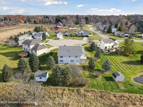 View/Area - 1787 Killarney Dr, Holt, MI 48842 photo 4 of 5