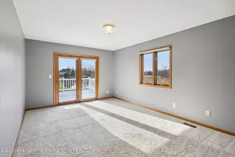Bedroom - 1787 Killarney Dr, Holt, MI 48842 photo 1 of 5