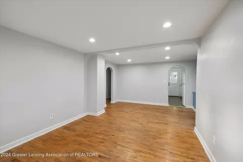 Other - 637 E Willard Ave, Lansing, MI 48910 photo 7 of 13