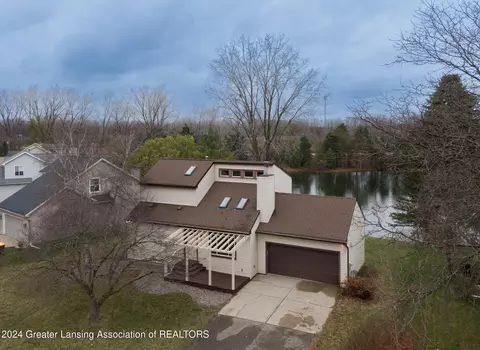 6116 Bishop Rd, Lansing, MI 48911