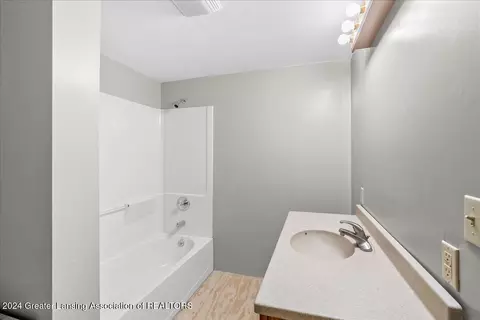 Bath - 347 Long St, Sunfield, MI 48890 photo 1 of 3