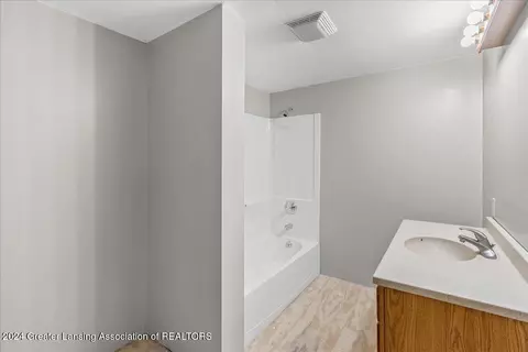 Bath - 347 Long St, Sunfield, MI 48890 photo 2 of 3