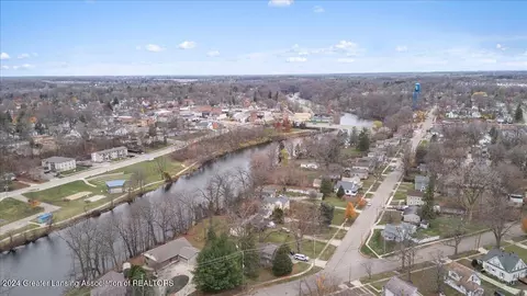 View/Area - 335 E Front St, Grand Ledge, MI 48837 photo 6 of 7