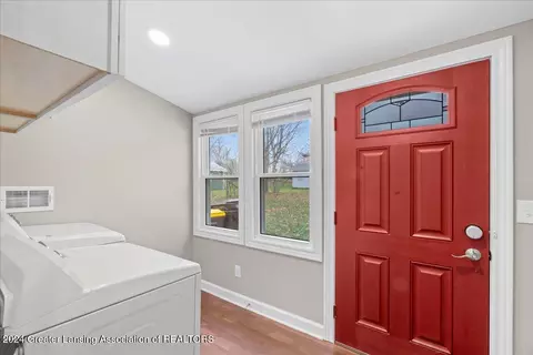 Entry Way - 335 E Front St, Grand Ledge, MI 48837 photo 5 of 5