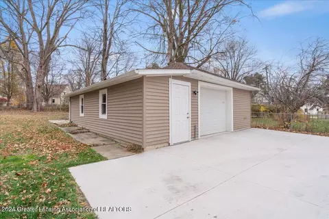 Exterior - 335 E Front St, Grand Ledge, MI 48837 photo 2 of 4