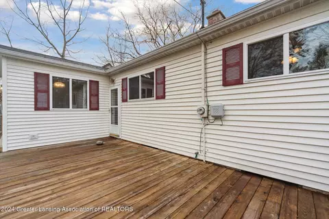 Exterior - 2532 Lafayette Ave, Lansing, MI 48906 photo 3 of 7