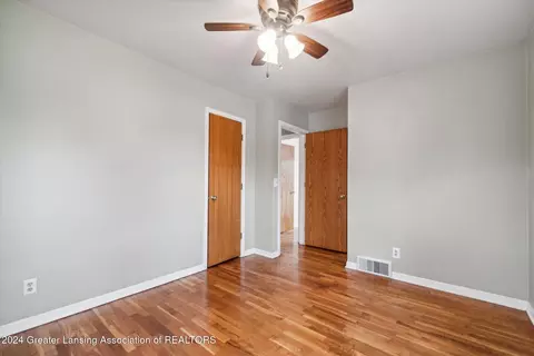 Bedroom - 2532 Lafayette Ave, Lansing, MI 48906 photo 4 of 5