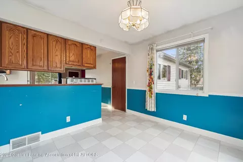 Dining - 2532 Lafayette Ave, Lansing, MI 48906 photo 1 of 1