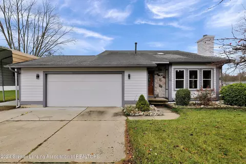 1568 Stonehaven Dr, Holt, MI 48842