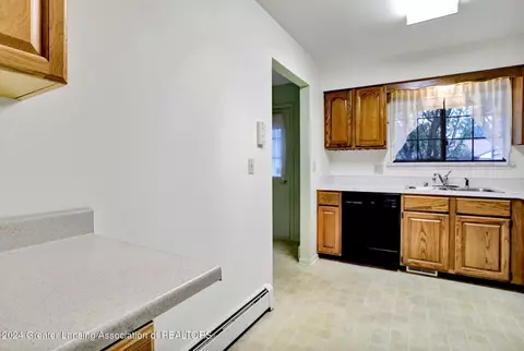 523 Red Cedar Blvd, Williamston, MI 48895 photo 16