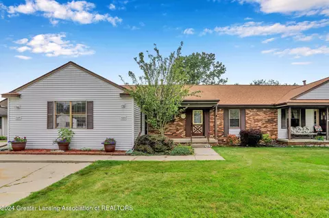 523 Red Cedar Blvd, Williamston, MI 48895 photo 3
