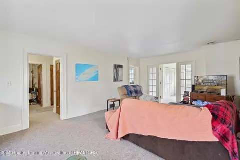 Entry Way - 109 S Wisner St, Jackson, MI 49203 photo 6 of 7