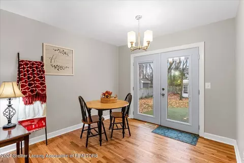 2280 Pine Tree Rd, Holt, MI 48842 photo 7