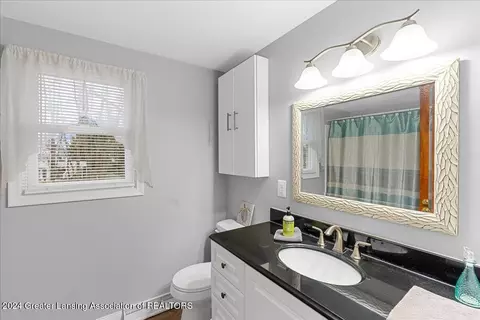 2280 Pine Tree Rd, Holt, MI 48842 photo 17