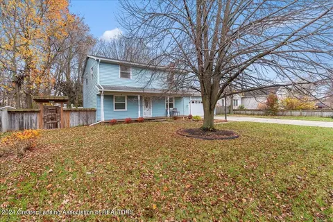 2280 Pine Tree Rd, Holt, MI 48842 photo 2