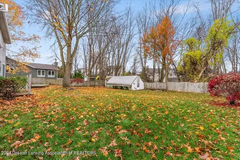 2280 Pine Tree Rd, Holt, MI 48842 photo 23