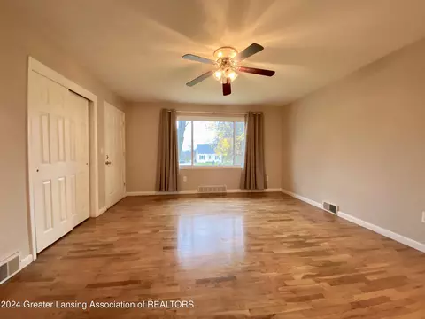 15321 Airport Rd, Dewitt, MI 48820 photo 5