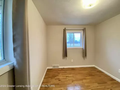 15321 Airport Rd, Dewitt, MI 48820 photo 12
