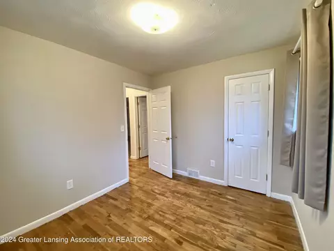 15321 Airport Rd, Dewitt, MI 48820 photo 18