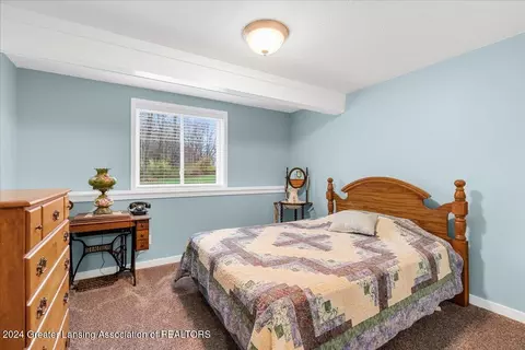 Bedroom - 14750 Robson Rd, Bath, MI 48808 photo 4 of 4