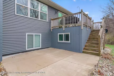 Exterior - 14750 Robson Rd, Bath, MI 48808 photo 6 of 6