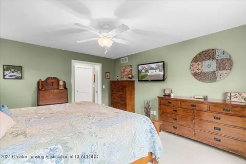 Bedroom - 14750 Robson Rd, Bath, MI 48808 photo 3 of 4