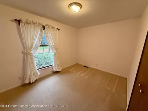 2103 Professor Ln, Lansing, MI 48917 photo 24