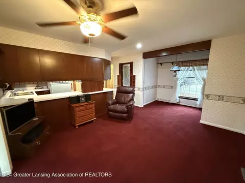 2103 Professor Ln, Lansing, MI 48917 photo 11