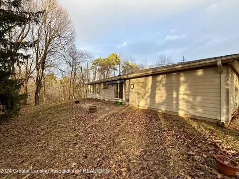 2103 Professor Ln, Lansing, MI 48917 photo 44