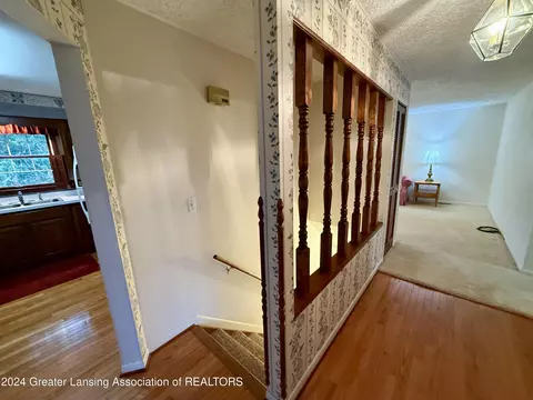 2103 Professor Ln, Lansing, MI 48917 photo 3