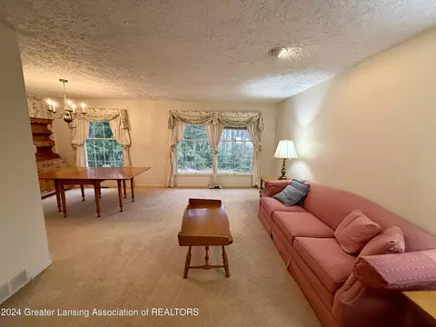 2103 Professor Ln, Lansing, MI 48917 photo 18