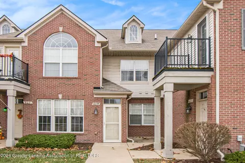 609 Worthington Dr, Lansing, MI 48906