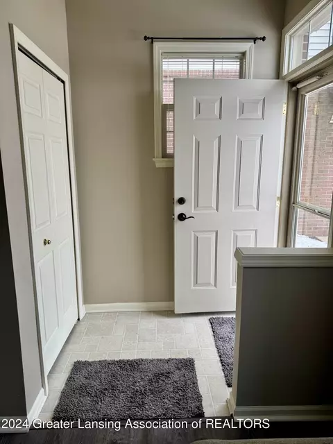 Entry Way - 609 Worthington Dr, Lansing, MI 48906 photo 1 of 2