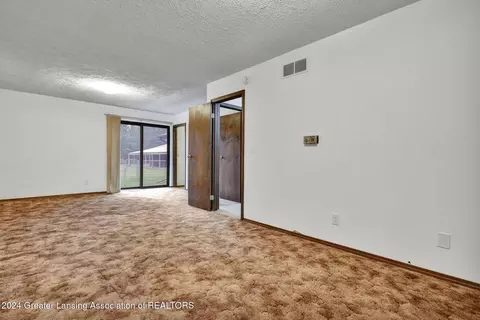 11423 Wood Rd, Dewitt, MI 48820 photo 17