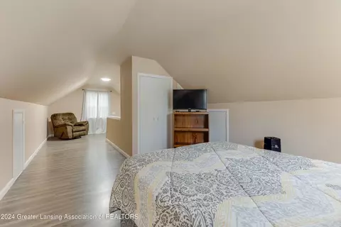Bedroom - 322 E Sheridan Rd, Lansing, MI 48906 photo 3 of 4