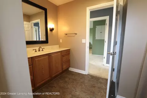 Bath - 7930 S Francis Rd, Dewitt, MI 48820 photo 2 of 3