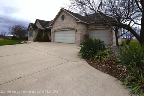 Exterior - 7930 S Francis Rd, Dewitt, MI 48820 photo 3 of 9