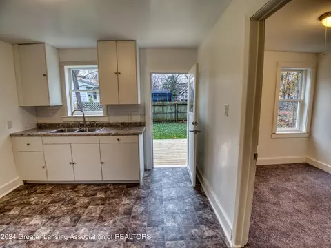 Entry Way - 220 E Mason St, Lansing, MI 48910 photo 2 of 2