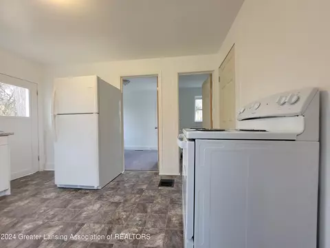 Entry Way - 220 E Mason St, Lansing, MI 48910 photo 1 of 2